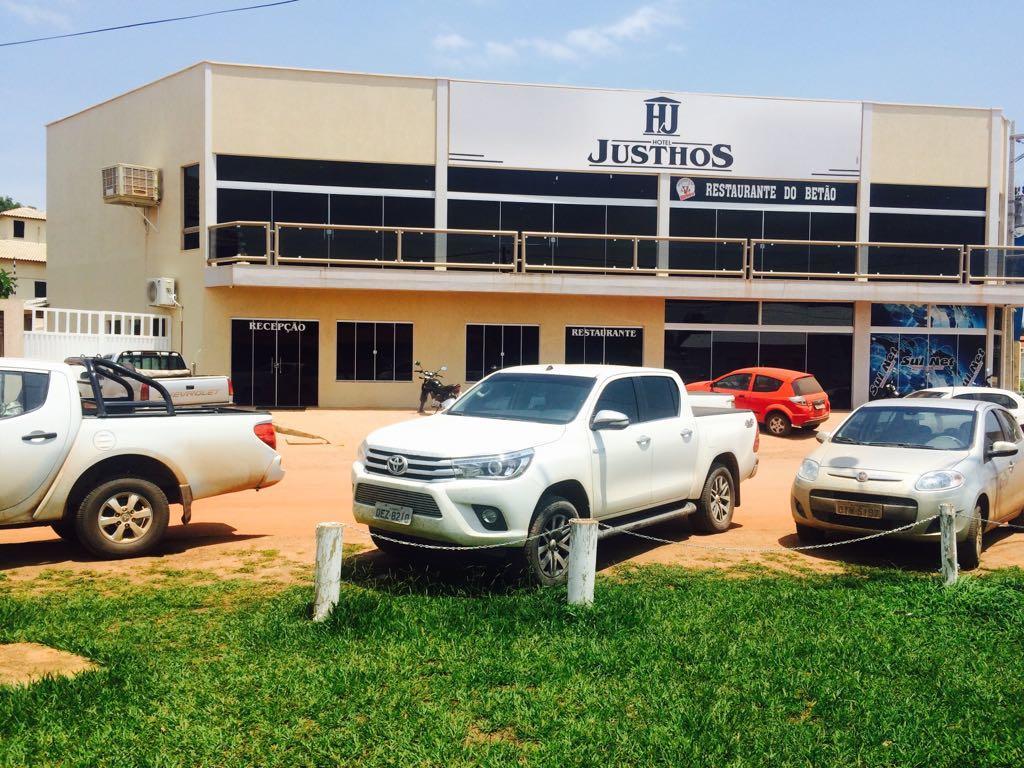 Hotel Justhos Santana do Araguaia  Екстер'єр фото